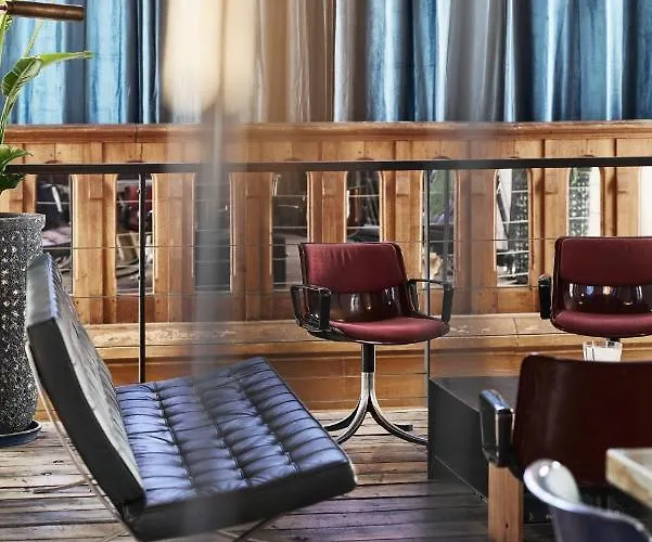 La Chapelle Du Carmel - Centre - 340 M2 - - Cinema - Parking - Villa