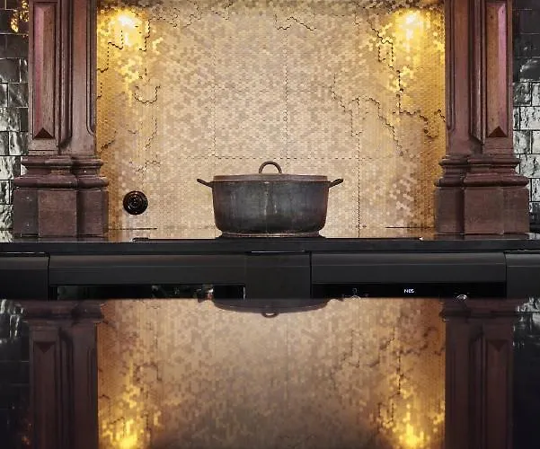 La Chapelle Du Carmel - Centre - 340 M2 - - Cinema - Parking -